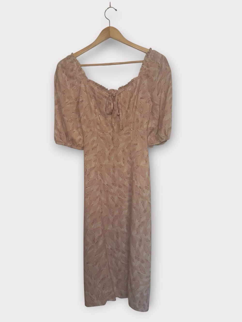 Sincerely Jules Smocked Puff Sleeve Midi Dress Tan Floral Size S